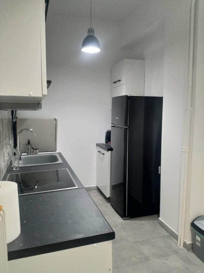 A Convenient Apartment In The Heart Of Athènes Extérieur photo