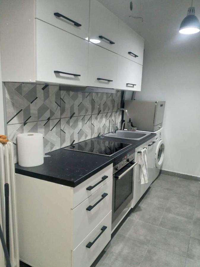 A Convenient Apartment In The Heart Of Athènes Extérieur photo